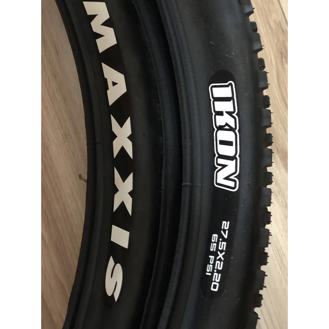 マキシス IKON  27.5×2.20 MTB タイヤ 2本セット スポーツ/アウトドアの自転車(パーツ)の商品写真