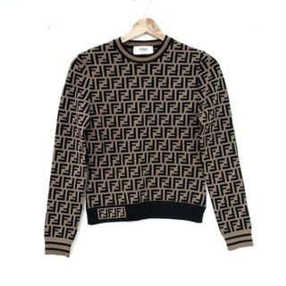 FENDI(フェンディ) 長袖セーター サイズ38 S レディース美品  - FZY703 A5QG ブラウン×黒 クルーネック/ズッカ柄