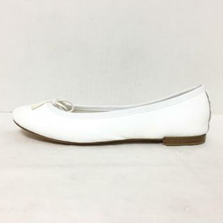 レペット(repetto)のrepetto(レペット) フラットシューズ 36 レディース - 白 リボン レザー×化学繊維(その他)