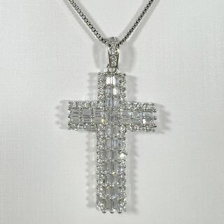 クロスペンダント　czダイヤ　ロザリオ　十字架(ネックレス)