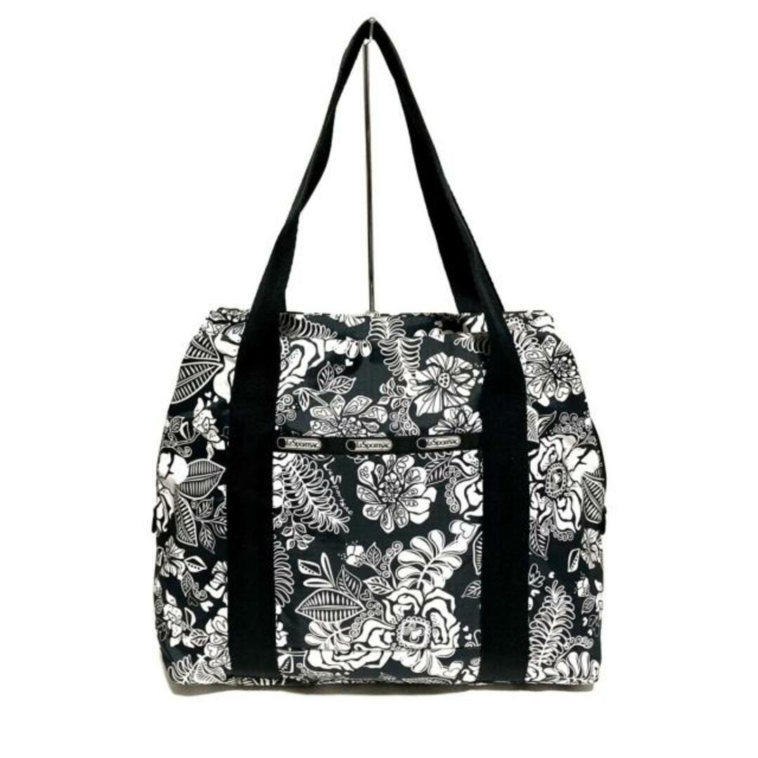 LeSportsac(レスポートサック)のLESPORTSAC(レスポートサック) ショルダーバッグ - 黒×白 ボタニカル柄 レスポナイロン レディースのバッグ(ショルダーバッグ)の商品写真