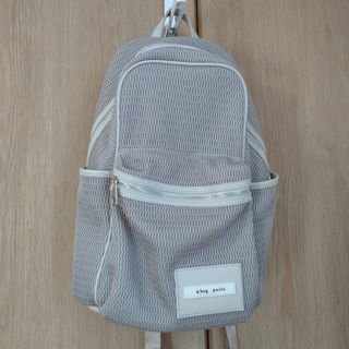 qbag paris nest louvre　ennui  bianco(リュック/バックパック)