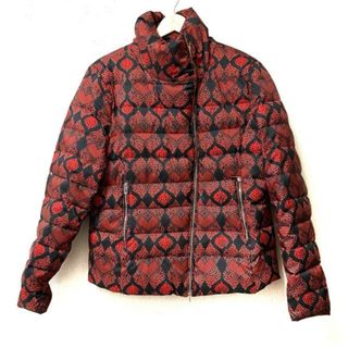 DESIGUAL - Desigual(デシグアル) ダウンジャケット サイズ42 L レディース レッド×黒 冬物/総柄