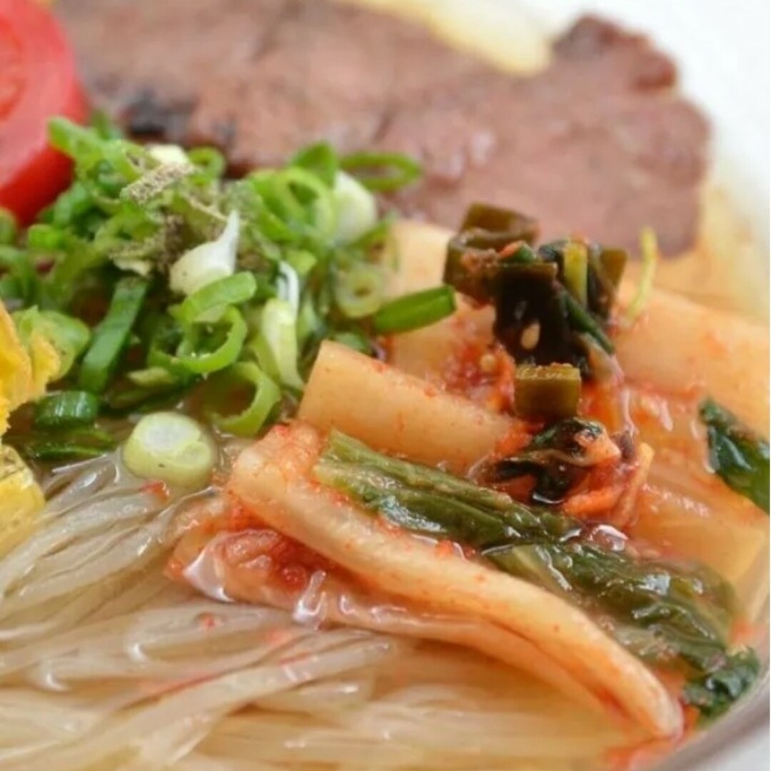 冷麺スープ（ストレート）1.8L 食品/飲料/酒の食品/飲料/酒 その他(その他)の商品写真