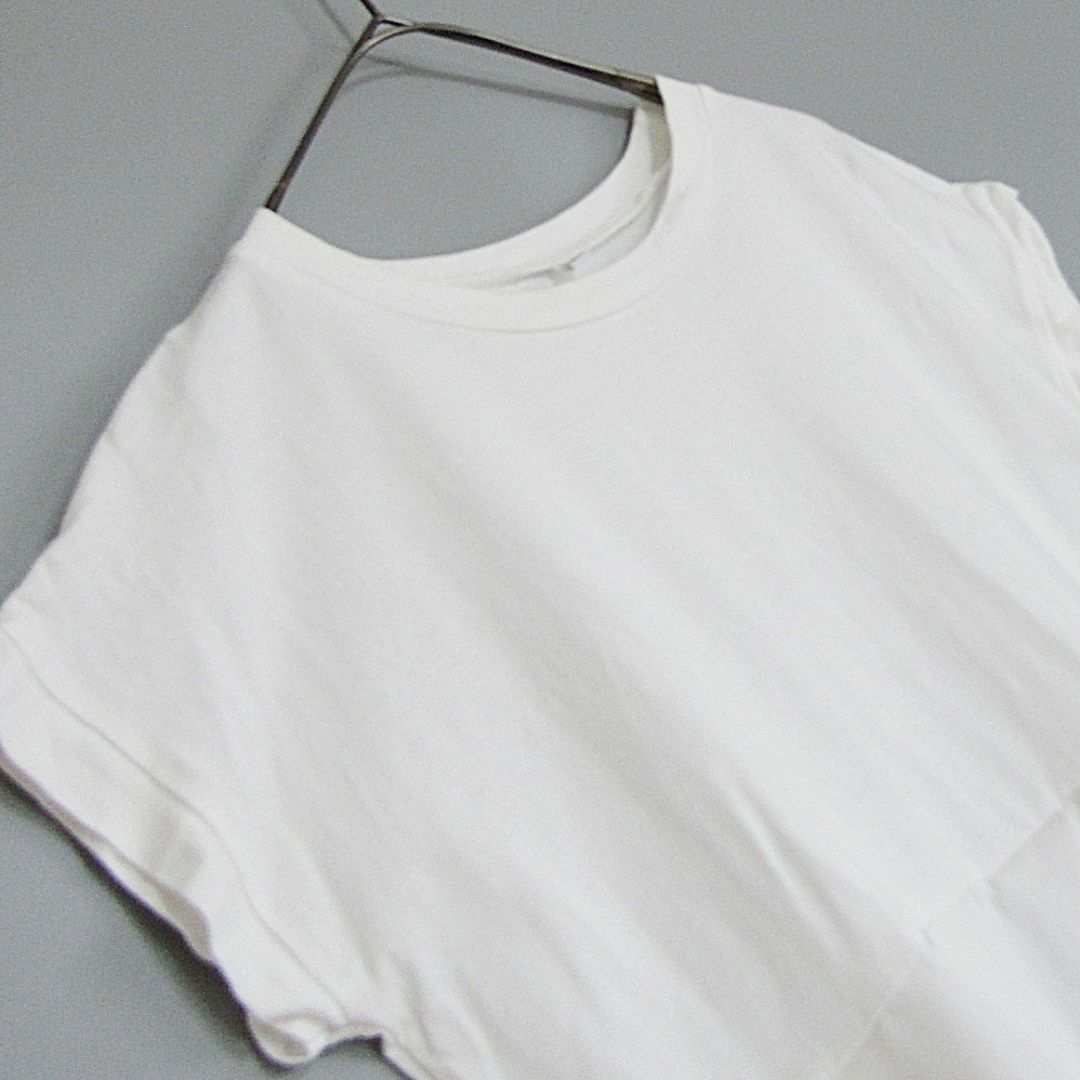 タック入りTシャツ　Mサイズ レディースのトップス(Tシャツ(半袖/袖なし))の商品写真