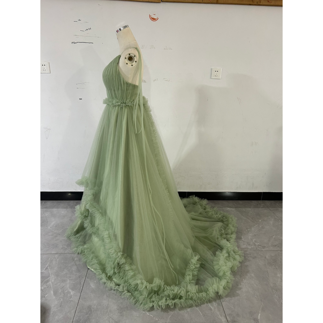 フランス風 グリーンパーティードレス キャミソール Vネック ラッフルフリル レディースのフォーマル/ドレス(ウェディングドレス)の商品写真