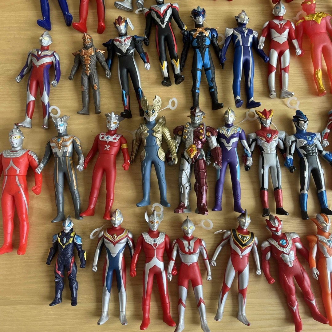 ウルトラマン　ソフビ　まとめ売り エンタメ/ホビーのおもちゃ/ぬいぐるみ(その他)の商品写真