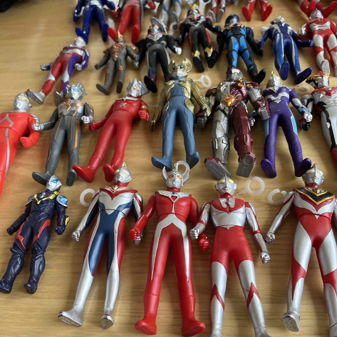 ウルトラマン　ソフビ　まとめ売り エンタメ/ホビーのおもちゃ/ぬいぐるみ(その他)の商品写真