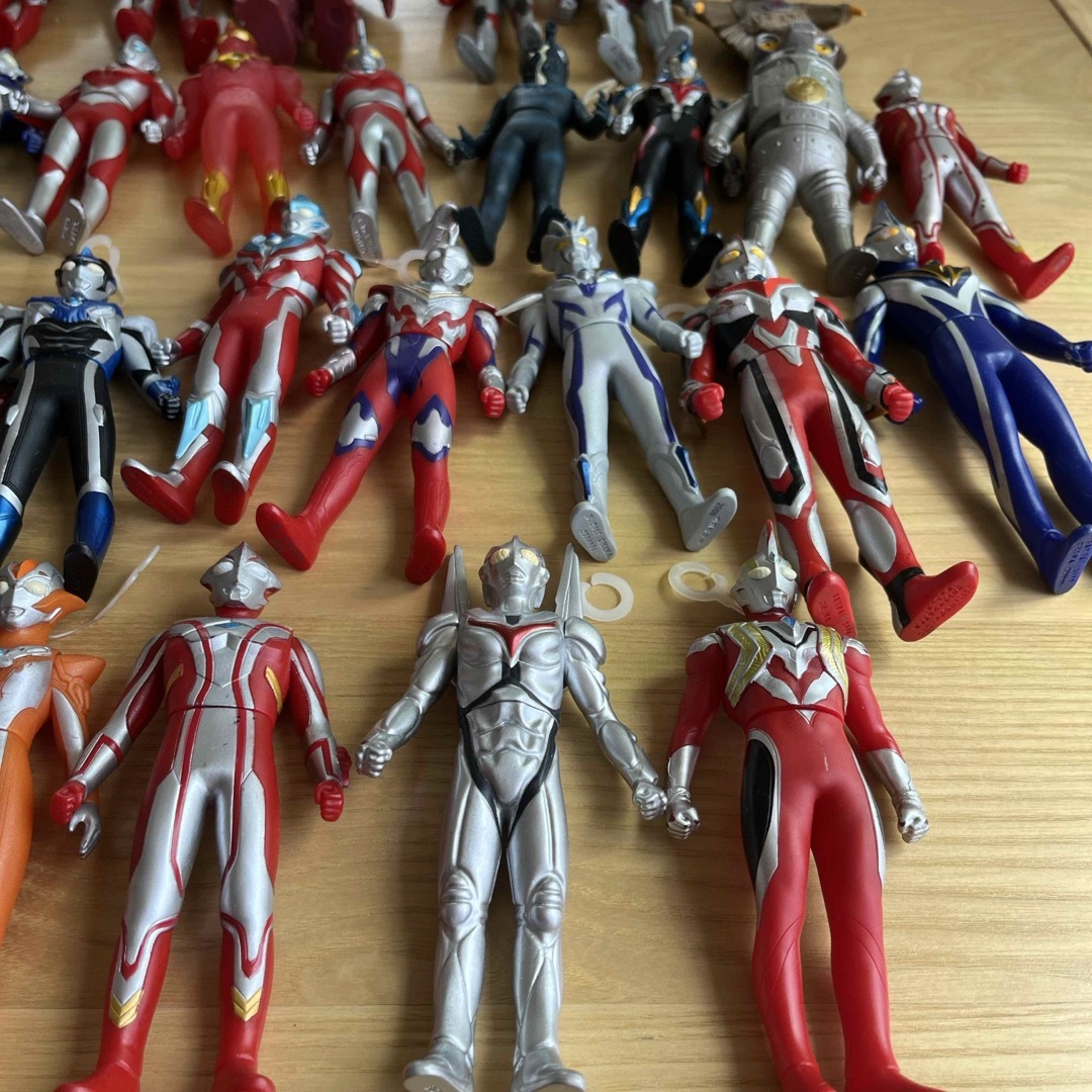 ウルトラマン　ソフビ　まとめ売り エンタメ/ホビーのおもちゃ/ぬいぐるみ(その他)の商品写真