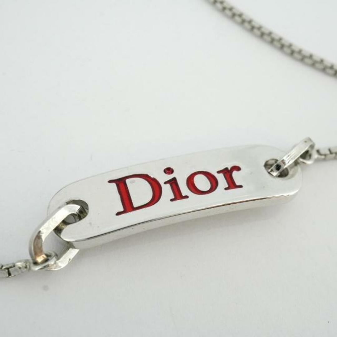 Dior(ディオール)の【4jhb085】クリスチャンディオール ブレスレット/ディオールロゴ/プレート/メタル素材/シルバー/レッド 【中古】 レディース レディースのアクセサリー(ブレスレット/バングル)の商品写真