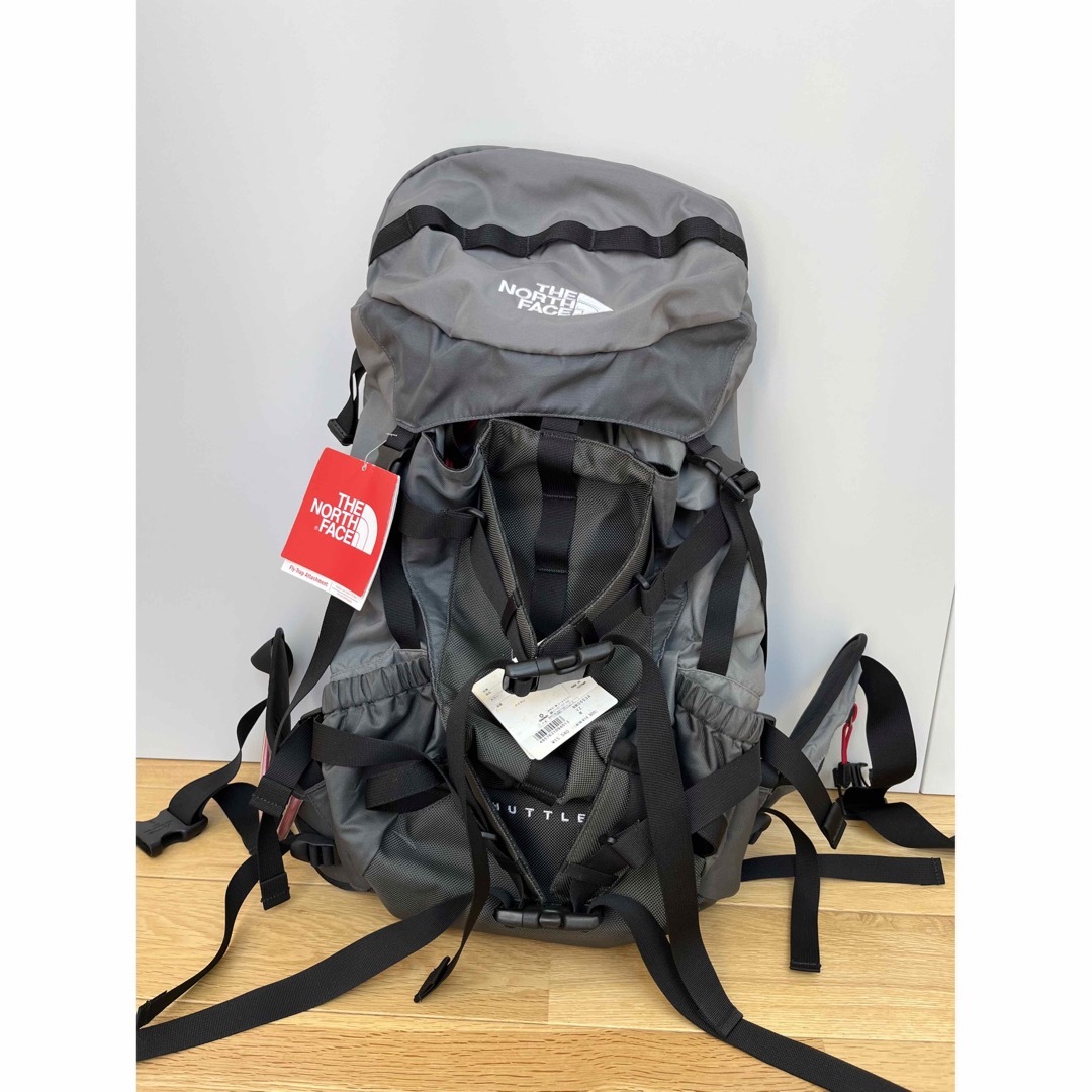 THE NORTH FACE(ザノースフェイス)のTHE NORTH FACE  /  SHUTTLE 30 メンズのバッグ(バッグパック/リュック)の商品写真