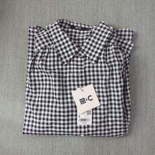 ユニクロ(UNIQLO)のユニクロ　レディース　シアーボリュームチェックシャツ　s(シャツ/ブラウス(長袖/七分))