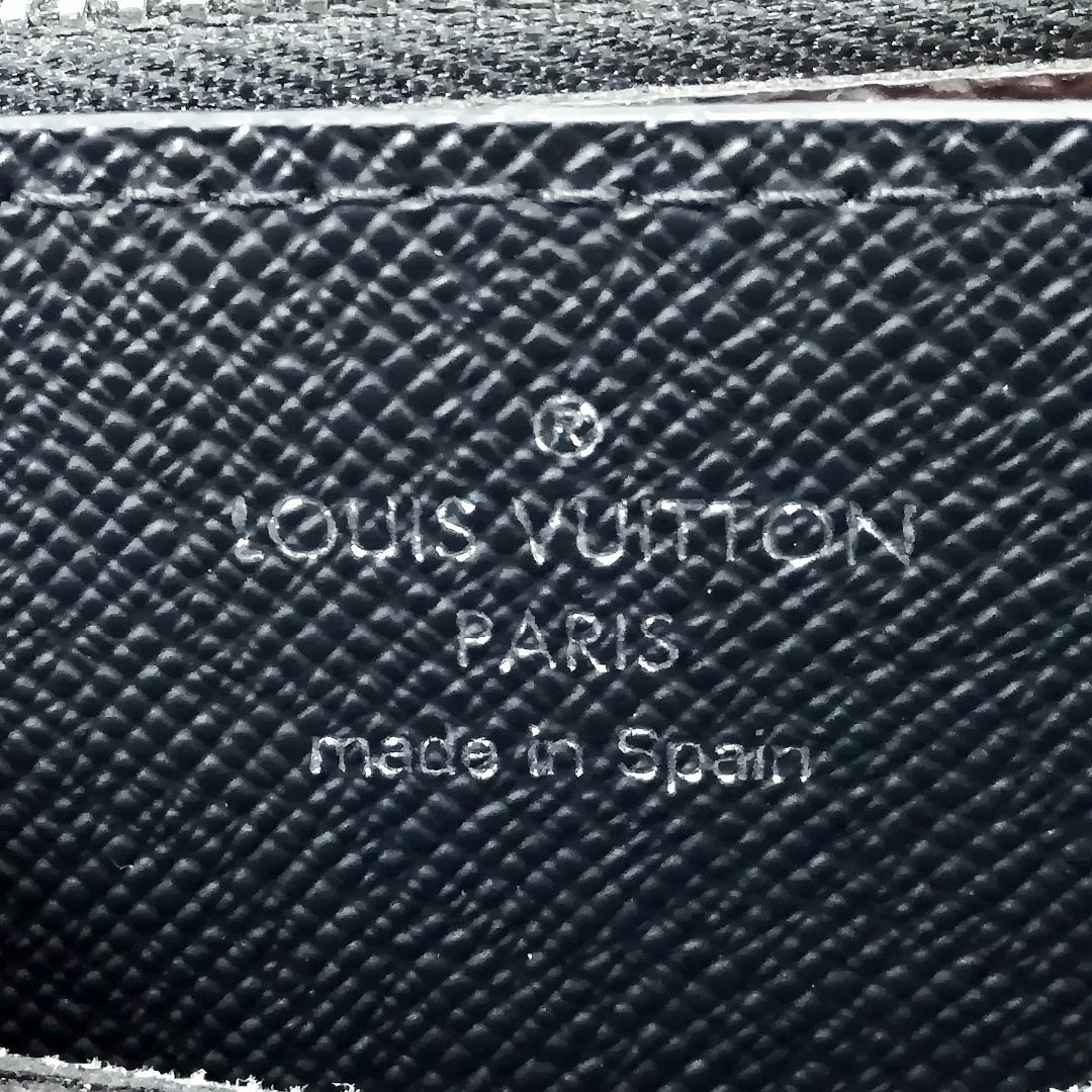 LOUIS VUITTON(ルイヴィトン)の【美品級】ルイ・ヴィトン（モノグラム・マカサー）ジッピーXL　クラッチバッグ メンズのバッグ(セカンドバッグ/クラッチバッグ)の商品写真