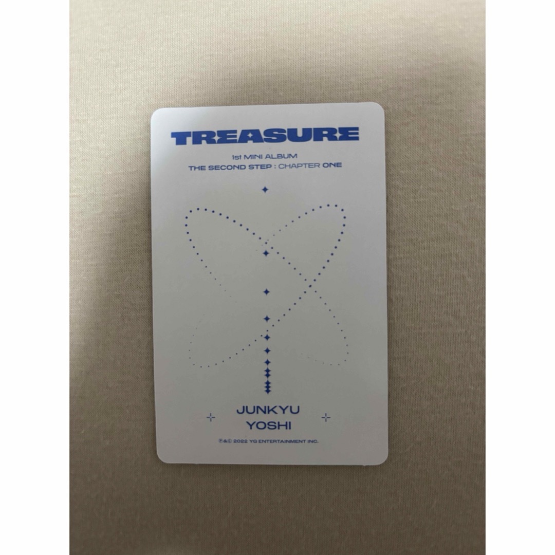 TREASURE(トレジャー)のTREASURE   ジュンギュ　ヨシ　トレカ エンタメ/ホビーのタレントグッズ(アイドルグッズ)の商品写真