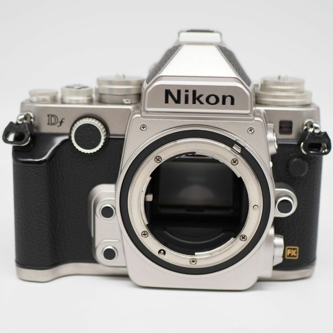 Nikon(ニコン)の■3904ショット■ Nikon DF ボディ■極上品■ スマホ/家電/カメラのカメラ(ミラーレス一眼)の商品写真