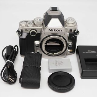 ニコン(Nikon)の■13965ショット■ Nikon DF ボディ シルバー ■極上品■(ミラーレス一眼)