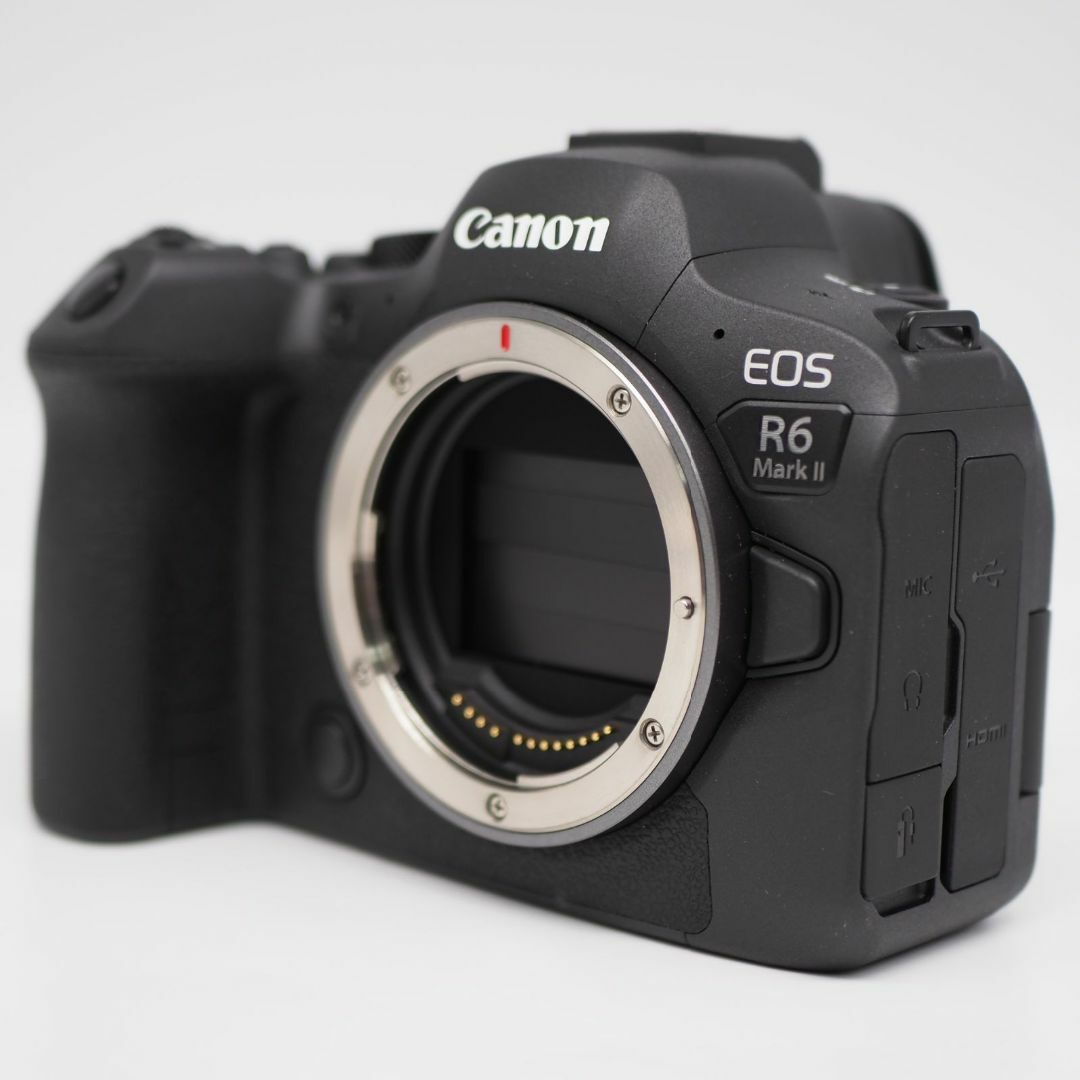 Canon(キヤノン)の■1000ショット以下■ CANON EOS R6 Mark II スマホ/家電/カメラのカメラ(ミラーレス一眼)の商品写真