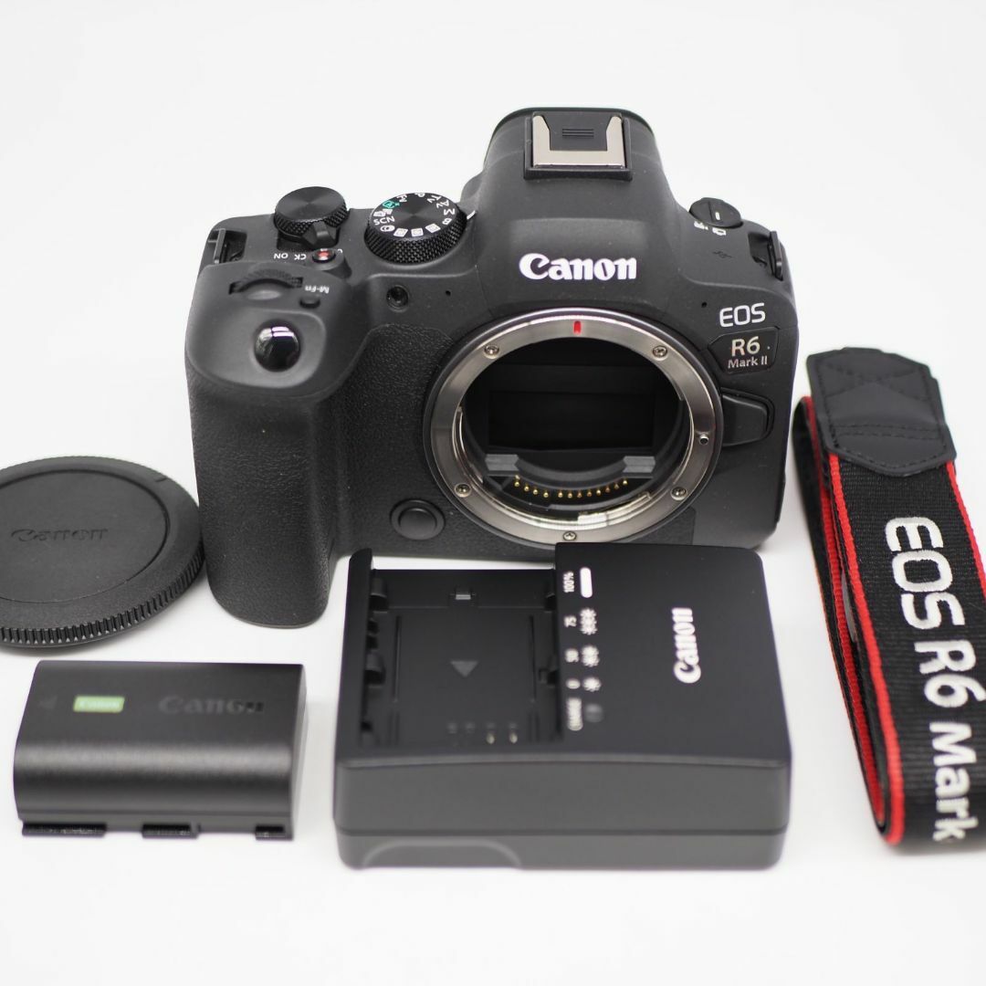 Canon(キヤノン)の■1000ショット以下■ CANON EOS R6 Mark II  スマホ/家電/カメラのカメラ(ミラーレス一眼)の商品写真