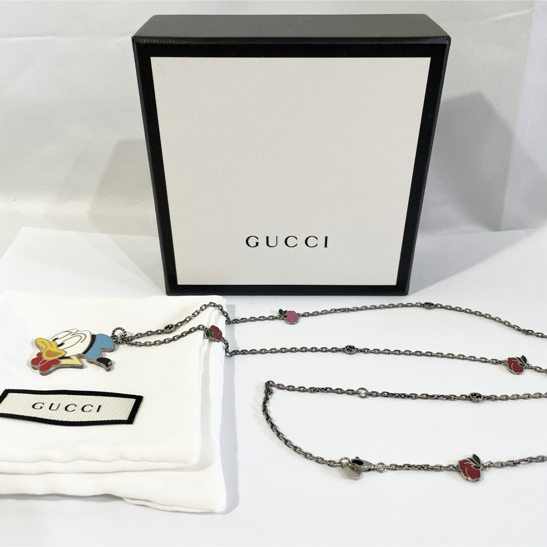 Gucci(グッチ)の美品 正規品 GUCCI グッチ ネックレス ディズニー ドナルド シルバー  レディースのアクセサリー(ネックレス)の商品写真
