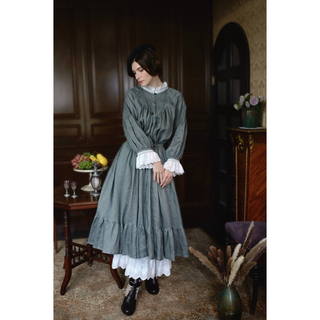 ヴィクトリアンメイデン(Victorian maiden)のSERAPHIM 中世の庭のドレス セージグリーン(ミディアムドレス)