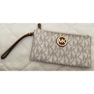 マイケルコース(Michael Kors)のWristlet wallet (財布)