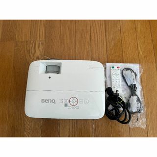 BenQ TH671ST 短焦点プロジェクター(プロジェクター)