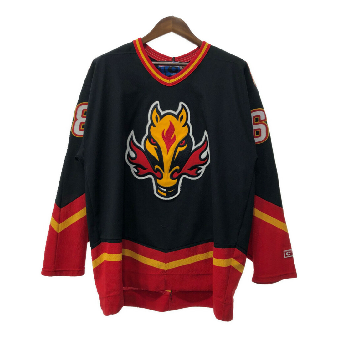 90年代 カナダ製 CCM NHL カルガリー・フレームス ホッケー ゲームシャツ ユニフォーム ブラック (メンズ XL) 中古 古着 Q6256 スポーツ/アウトドアのスポーツ/アウトドア その他(その他)の商品写真