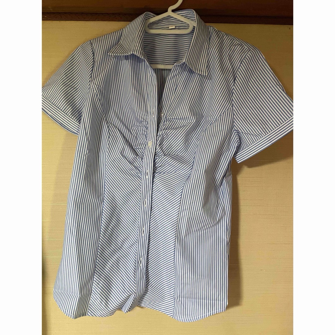 ワイシャツ レディース サイズS レディースのトップス(シャツ/ブラウス(半袖/袖なし))の商品写真