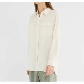 ユニクロ(UNIQLO)のユニクロ　UVカットシャツ　S  タグ付き新品(シャツ/ブラウス(長袖/七分))