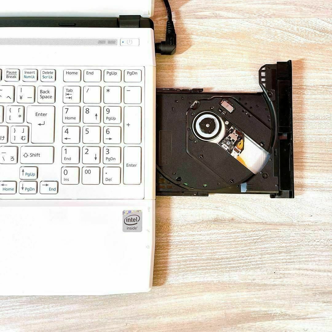 富士通 - Windows11✨すぐ使えるノートパソコン✨メモリ8GB✨SSD 富士通 - Windows11✨すぐ使えるノートパソコン✨メモリ8GB✨SSD