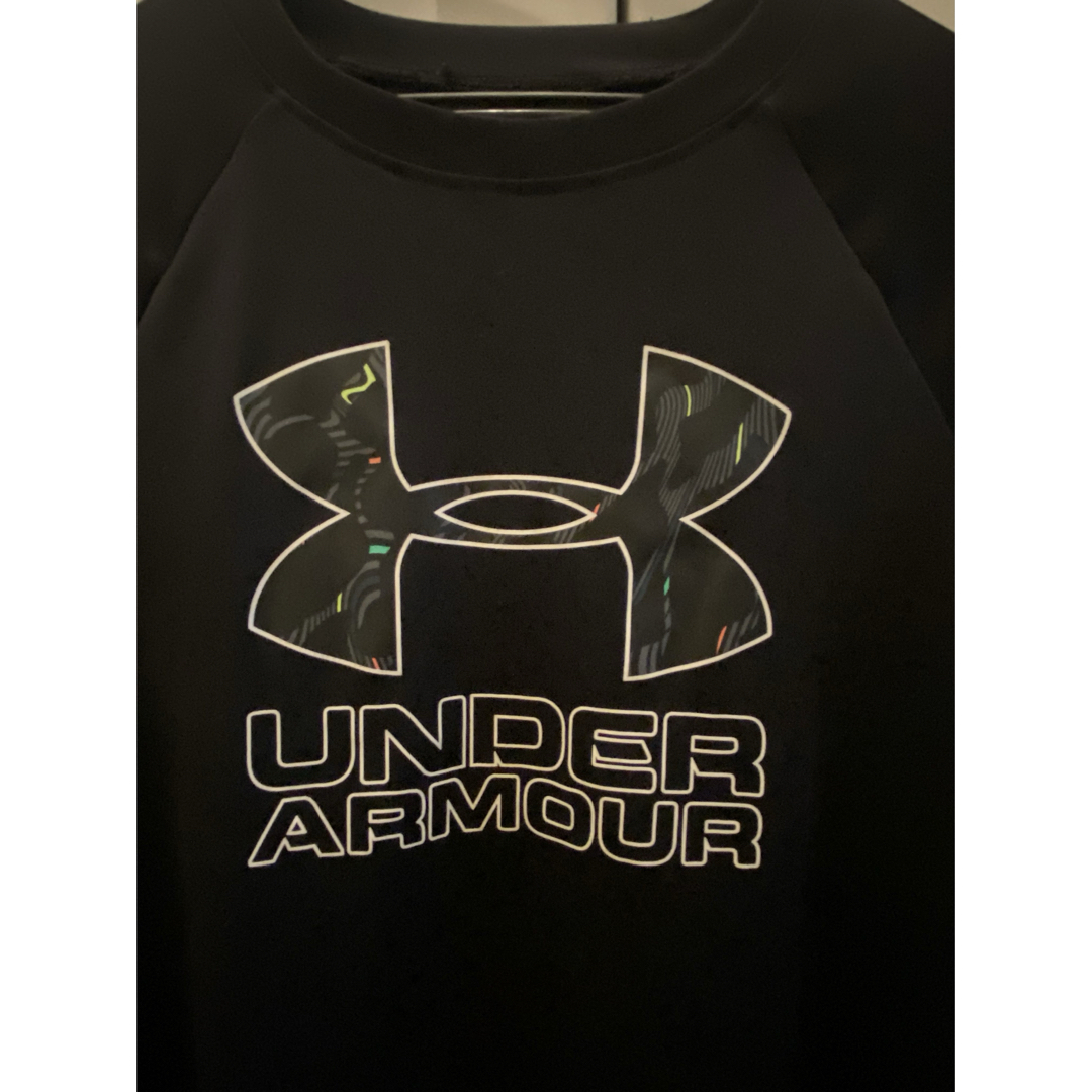 UNDER ARMOUR(アンダーアーマー)のTシャツ　子供用160  アンダーアーマー　 キッズ/ベビー/マタニティのキッズ服男の子用(90cm~)(Tシャツ/カットソー)の商品写真