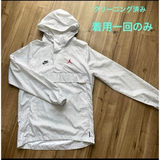 ナイキ(NIKE)の美品　NIKE  ナイロン　ジャンパー(マウンテンパーカー)