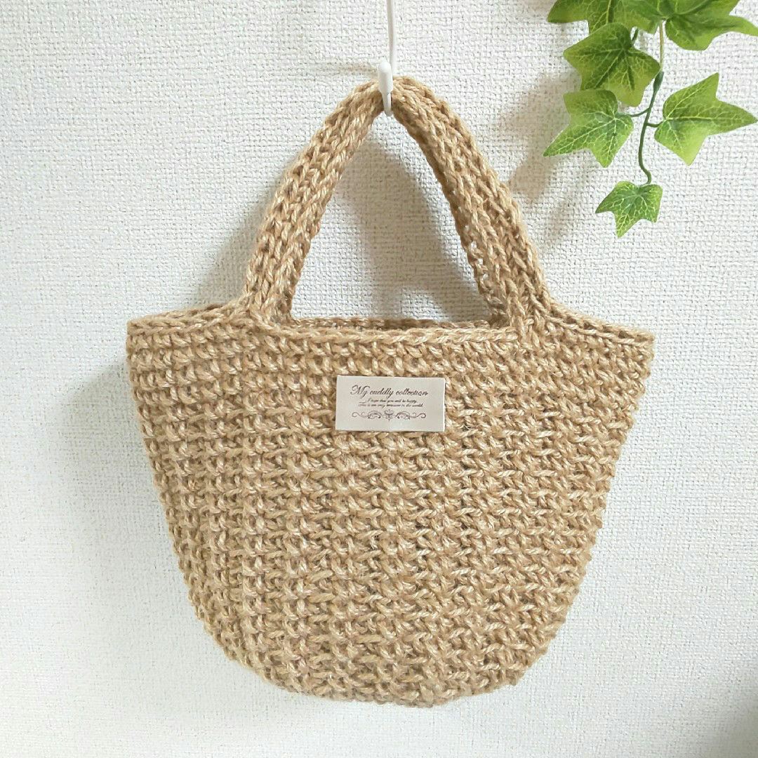 134 麻ひもバッグ ハンドメイド 麻紐バッグ レディースのバッグ(かごバッグ/ストローバッグ)の商品写真