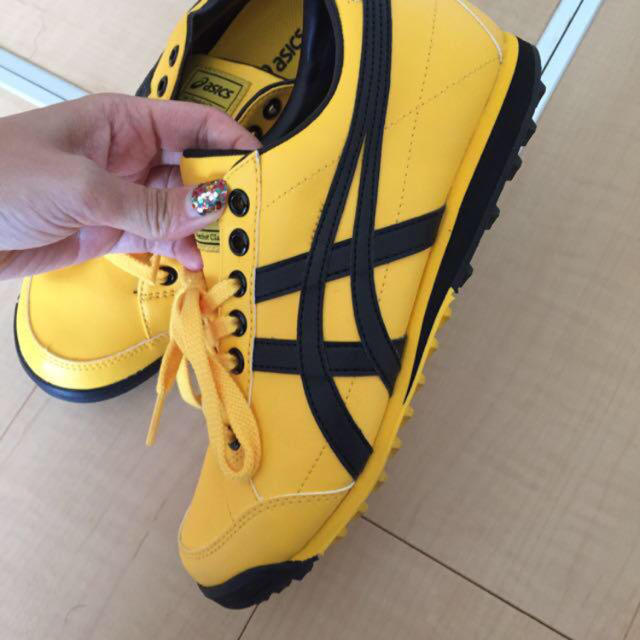 asics - アシックス！イエロースニーカーの通販 by me's shop