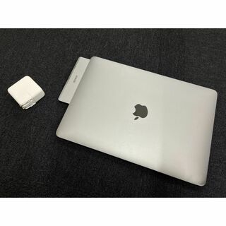 アップル(Apple)のMacBookAir M1（本体＋充電器＋USBハブ）(ノートPC)
