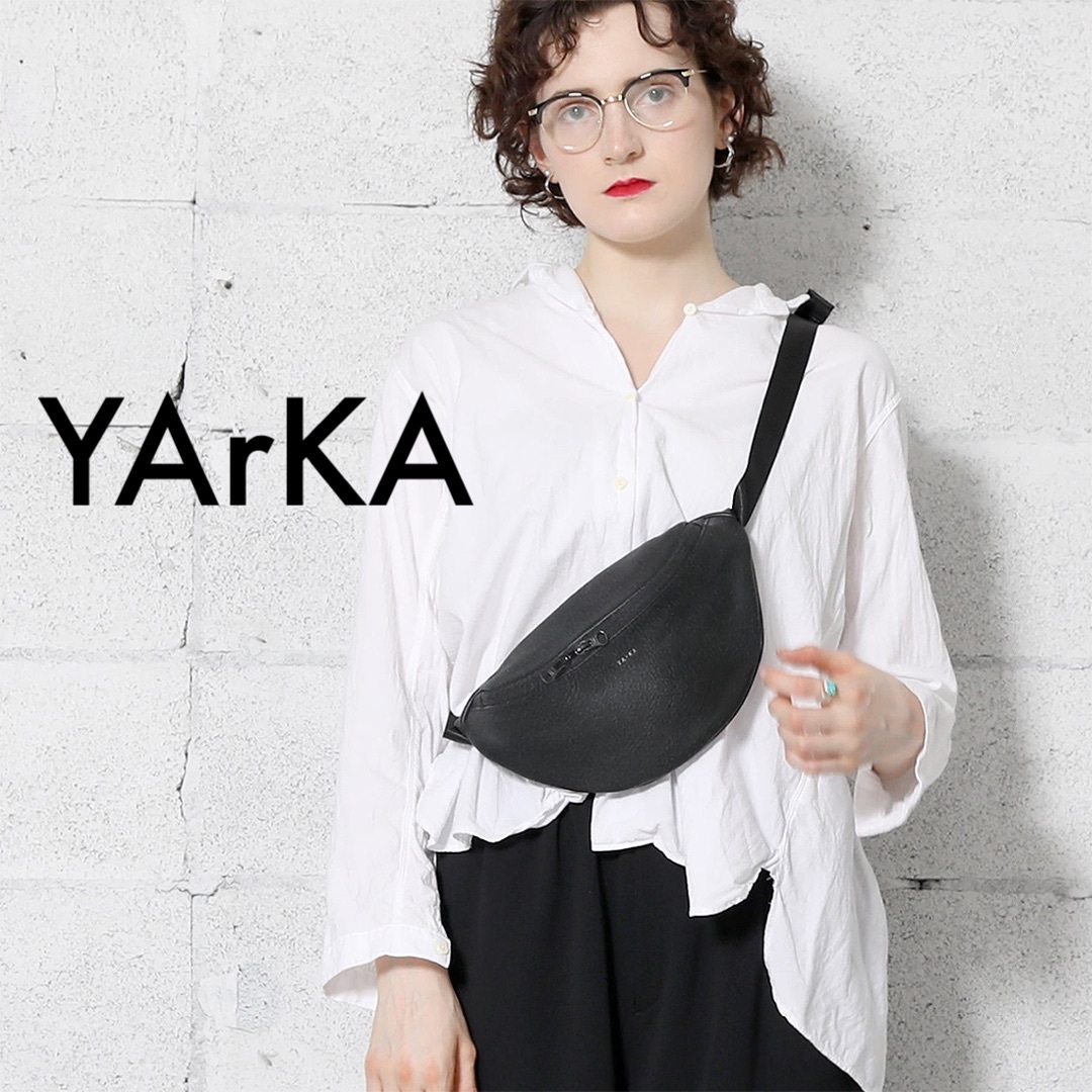 YArKA(ヤーカ)のYArKA leather zip west bag 新品 本革 牛革 ショルダ レディースのバッグ(ショルダーバッグ)の商品写真