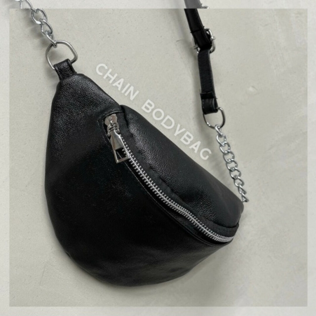 チェーン ボディバッグ ショルダーバッグ 黒 人気 韓国  海外 ユニセックス レディースのバッグ(ボディバッグ/ウエストポーチ)の商品写真