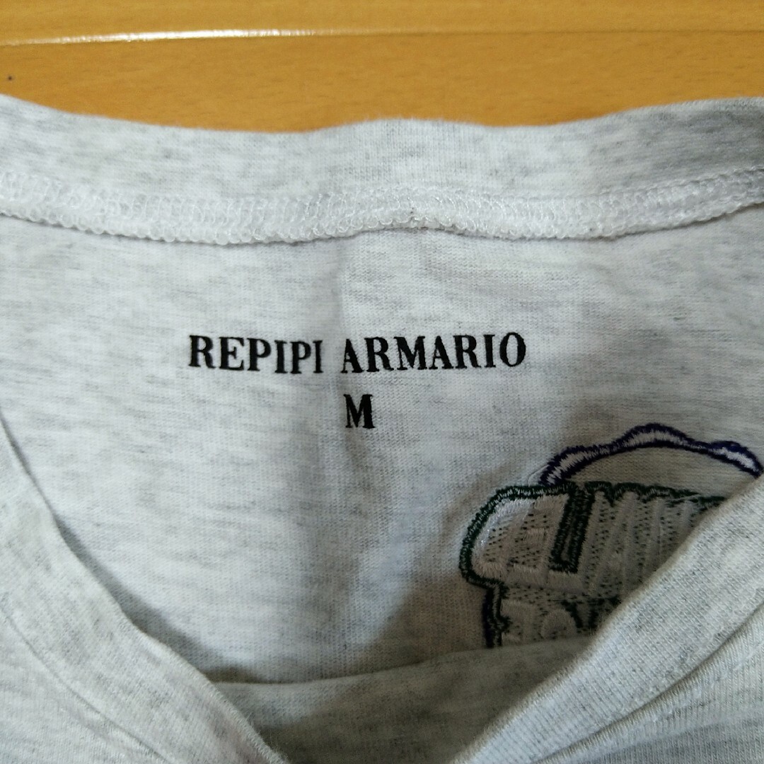 repipi armario(レピピアルマリオ)のrepipi armario ワッペンTシャツ 150センチ キッズ/ベビー/マタニティのキッズ服女の子用(90cm~)(Tシャツ/カットソー)の商品写真