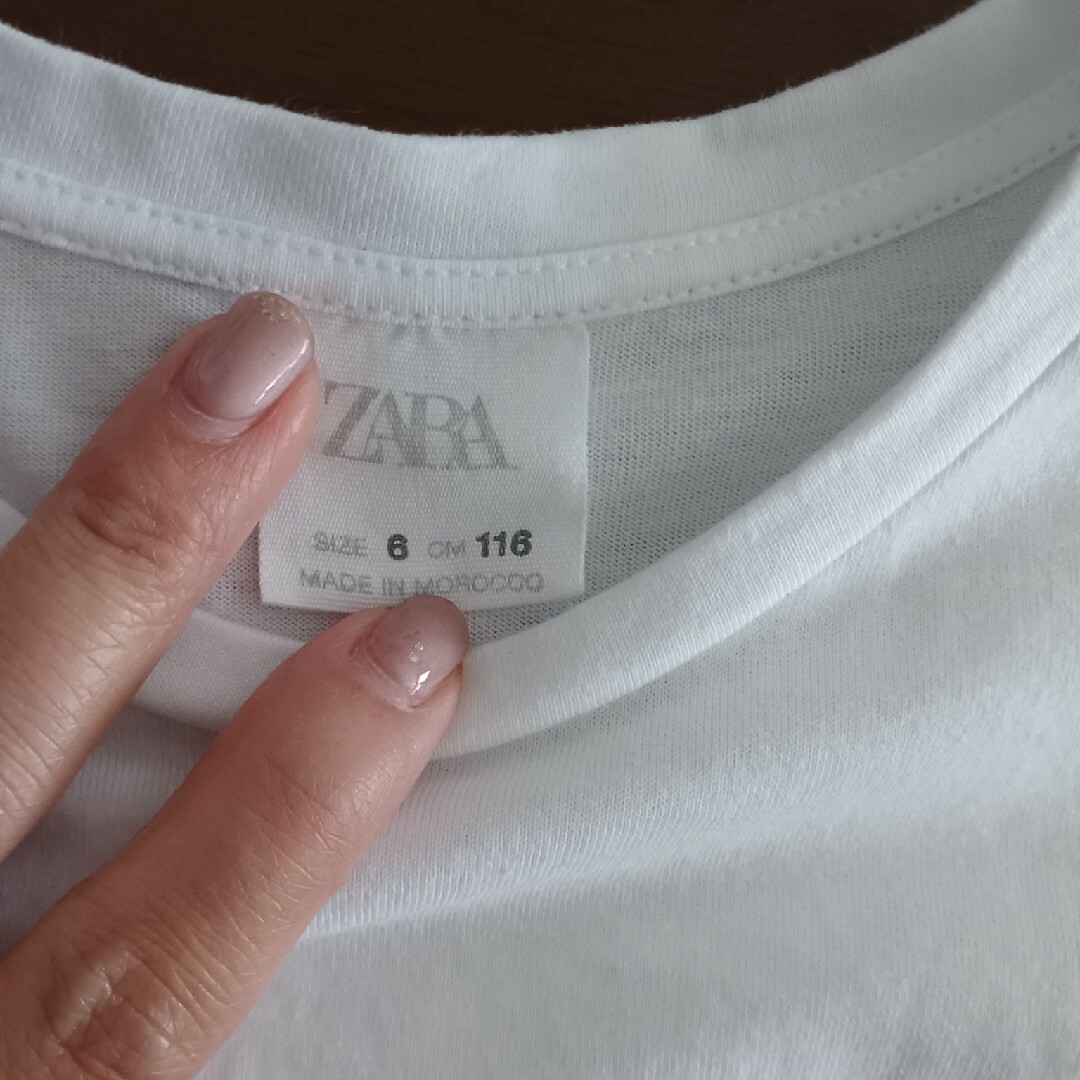 ZARA(ザラ)のsize6　ZARAフリルトップス キッズ/ベビー/マタニティのキッズ服女の子用(90cm~)(Tシャツ/カットソー)の商品写真