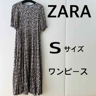 ザラ(ZARA)のZARA ザラ 小花柄 ロングワンピース Sサイズ ティアードワンピース 黒(ロングワンピース/マキシワンピース)