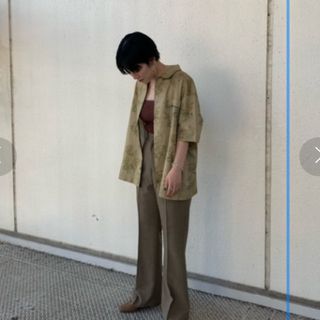 マウジー(moussy)のVINTAGE FLORAL SHIRT moussy(シャツ/ブラウス(半袖/袖なし))