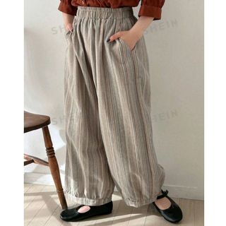 シーイン(SHEIN)のFRIFUL Designer デザイナーストライプパンツ　M(その他)