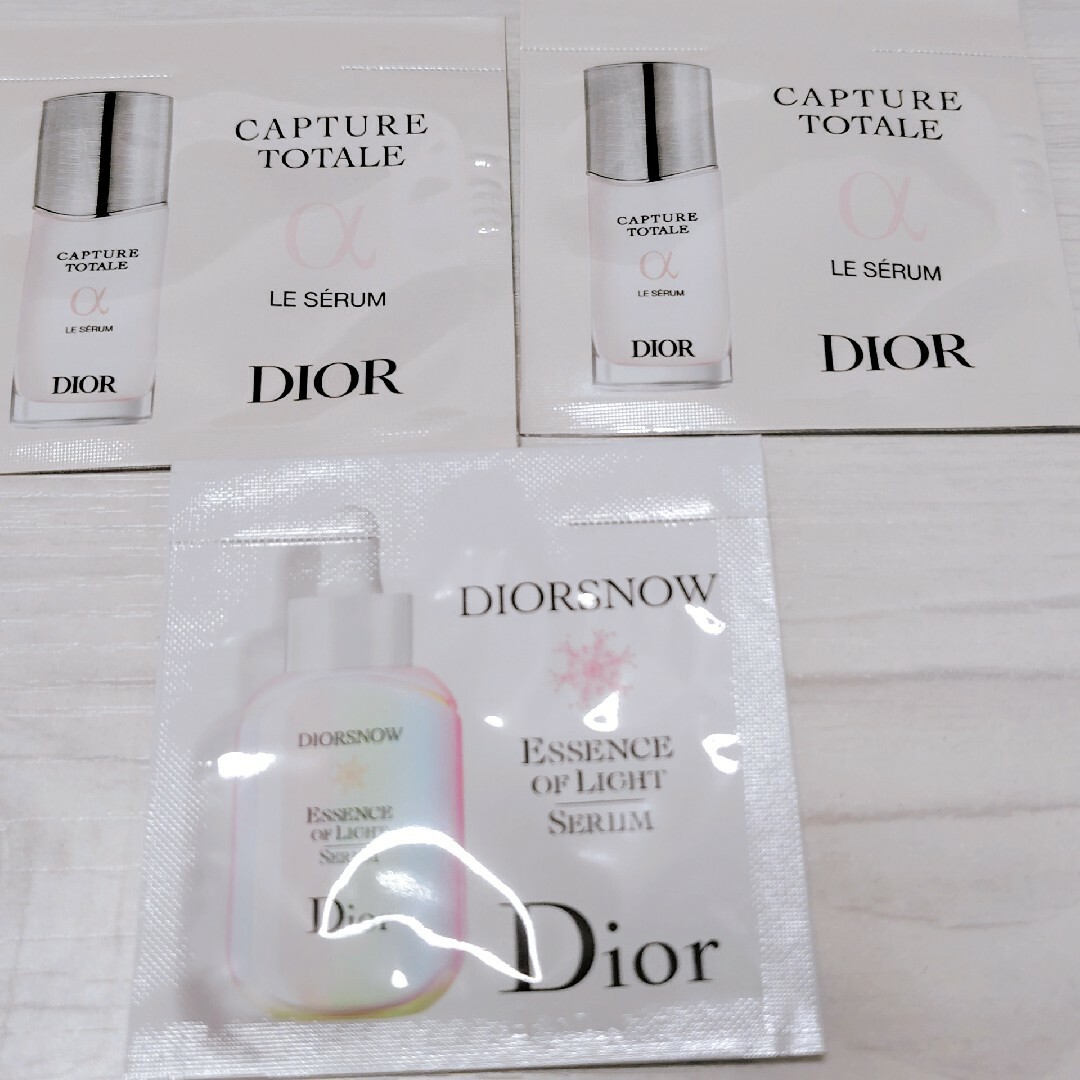 Dior(ディオール)のデパコス　試供品　サンプル　基礎化粧品　ファンデーション　他 コスメ/美容のキット/セット(サンプル/トライアルキット)の商品写真