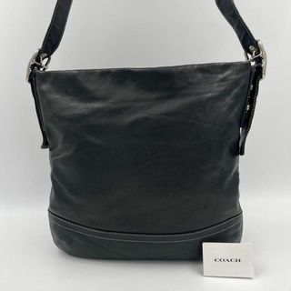 コーチ(COACH)の【良品】coach ショルダーバッグ　ブラック　黒　クロスバッグ　シグネチャー(ショルダーバッグ)