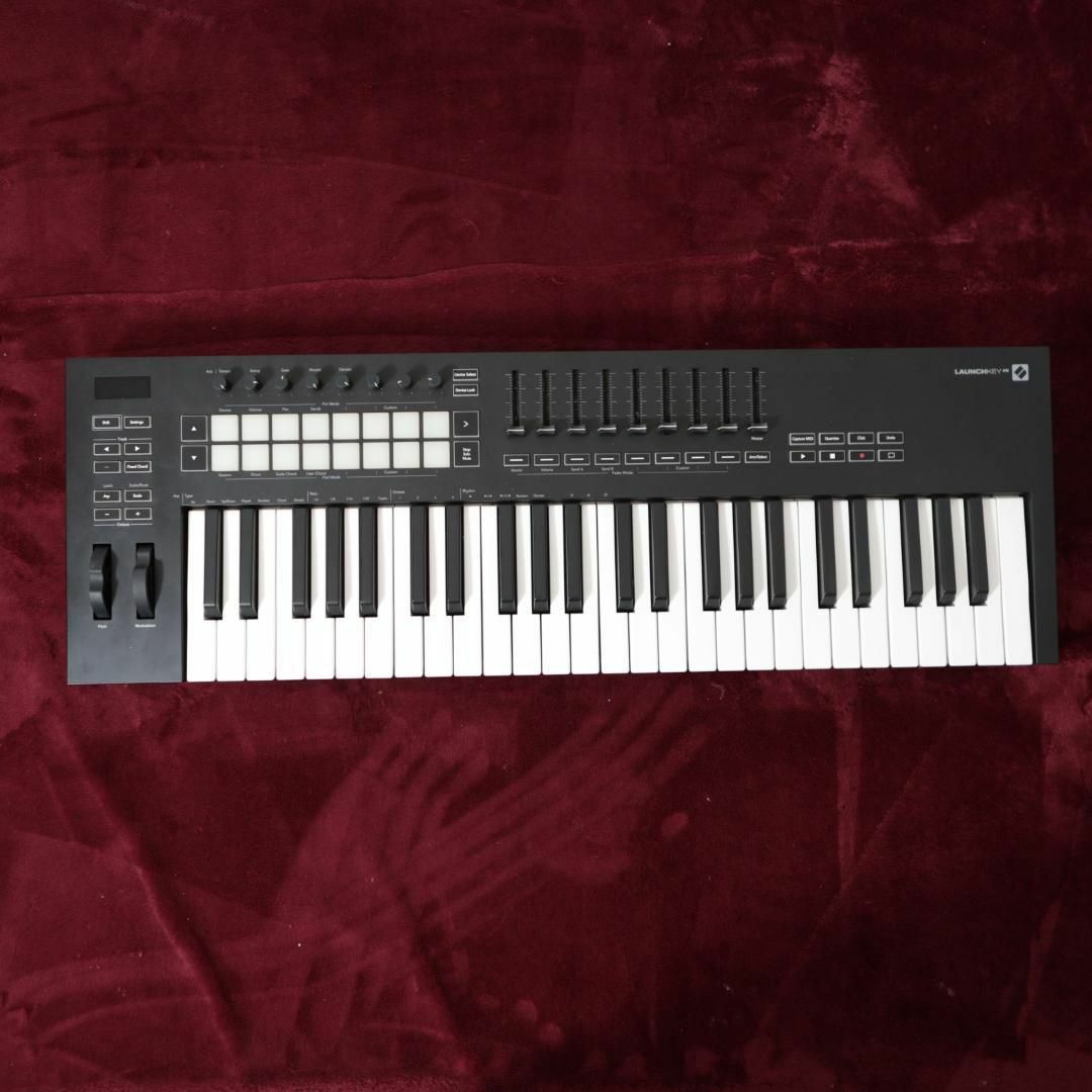 【7660】 novation launchkey 49 MK3 MIDI 楽器の鍵盤楽器(キーボード/シンセサイザー)の商品写真