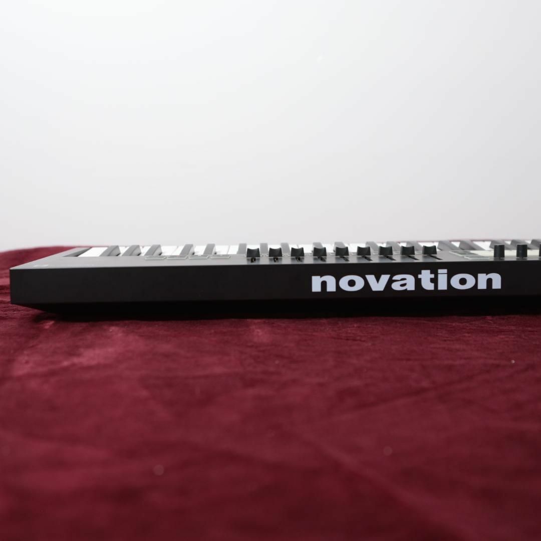 【7660】 novation launchkey 49 MK3 MIDI 楽器の鍵盤楽器(キーボード/シンセサイザー)の商品写真