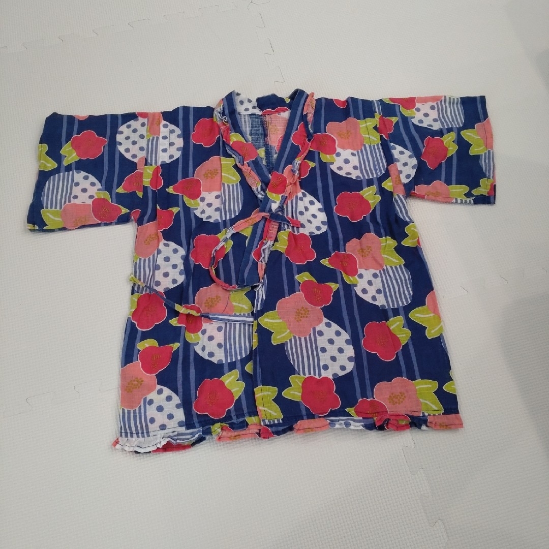 KIDS FORET(キッズフォーレ)のキッズフォーレ甚平130サイズ 綿100% キッズ/ベビー/マタニティのキッズ服女の子用(90cm~)(甚平/浴衣)の商品写真