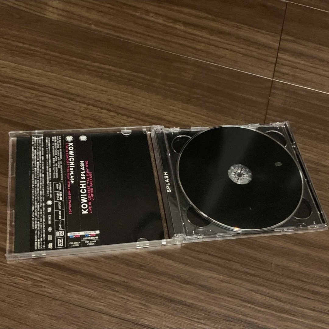 KOWICHI 【SPLASH ［CD+DVD初回限定盤】客演T-Pablow他 エンタメ/ホビーのCD(ヒップホップ/ラップ)の商品写真