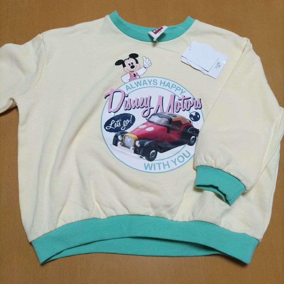 Disney(ディズニー)の新品トミカDisneyミッキートレーナー110 綿100％　リトシー キッズ/ベビー/マタニティのキッズ服男の子用(90cm~)(Tシャツ/カットソー)の商品写真