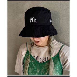 アメリヴィンテージ(Ameri VINTAGE)のNEWERA × AMERI BASIC LOGO BUCKETHAT(その他)